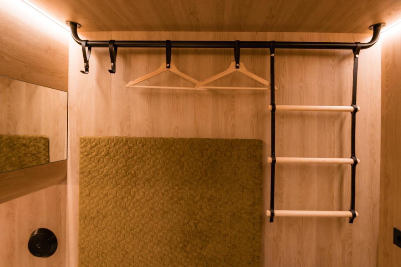 Single Cabin