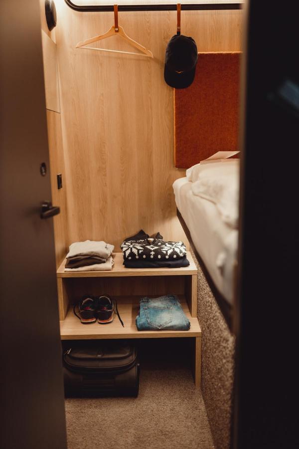 Single Cabin