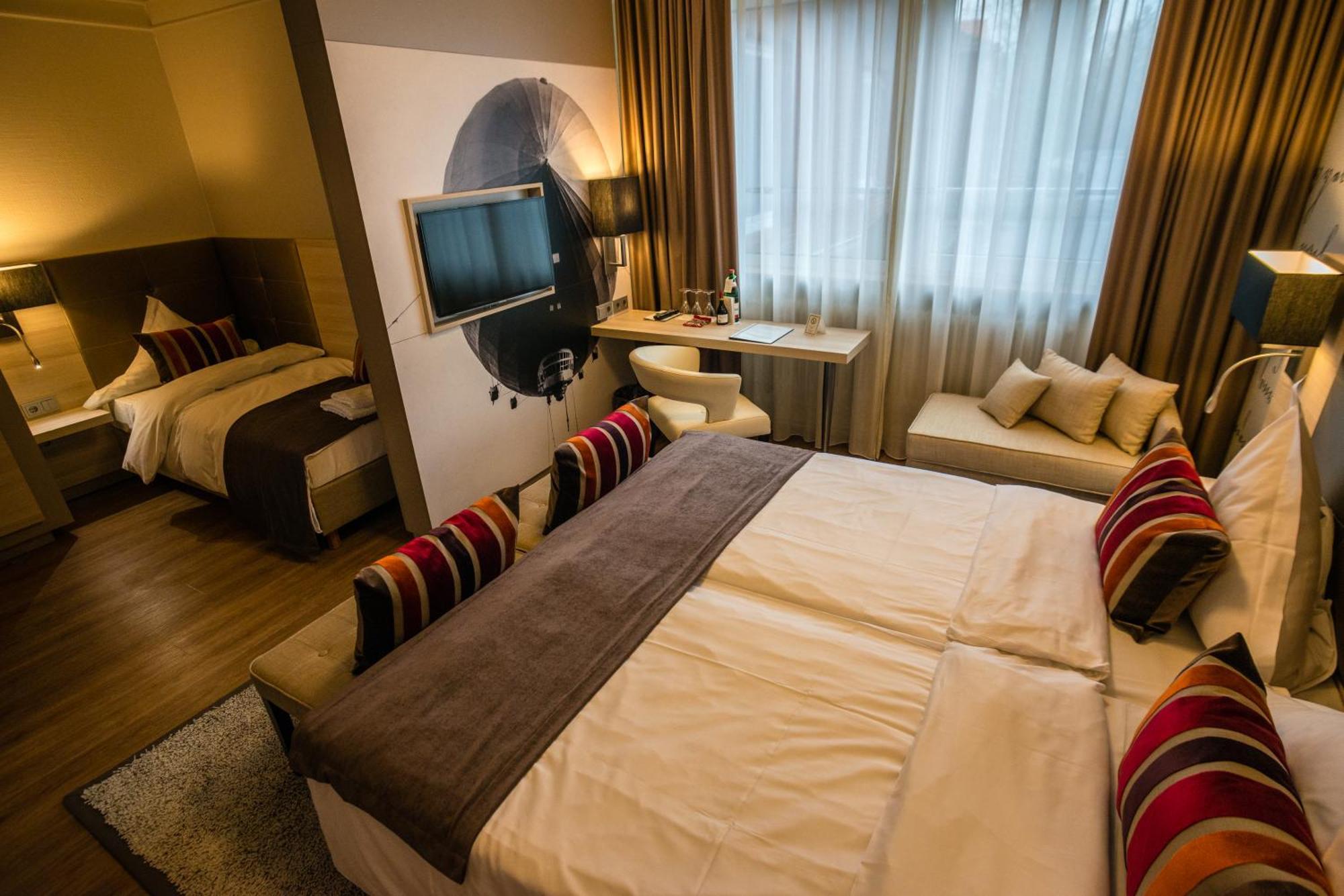 Comfort Triple Room