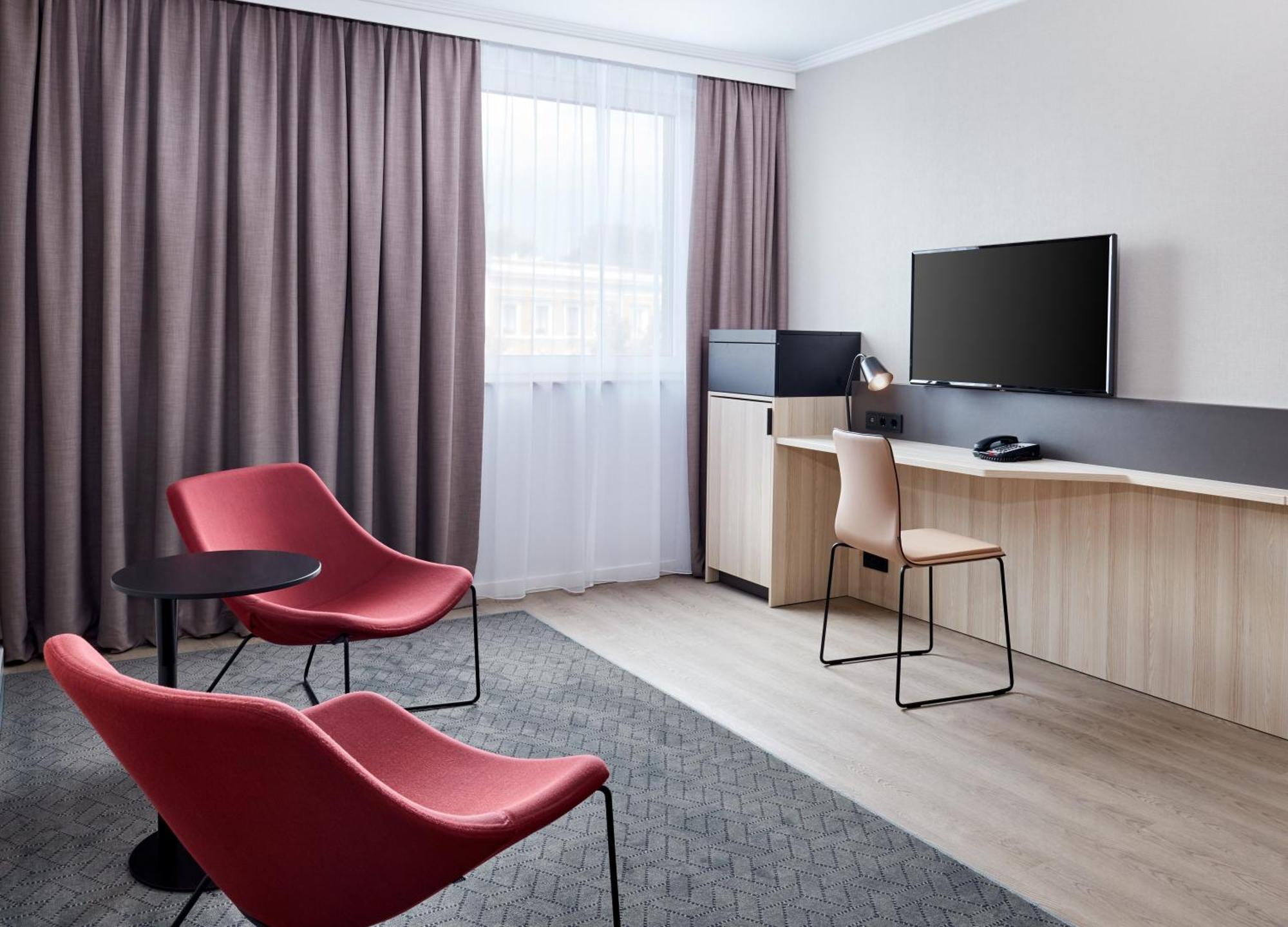 Junior King Suite,1277079814:JPEG