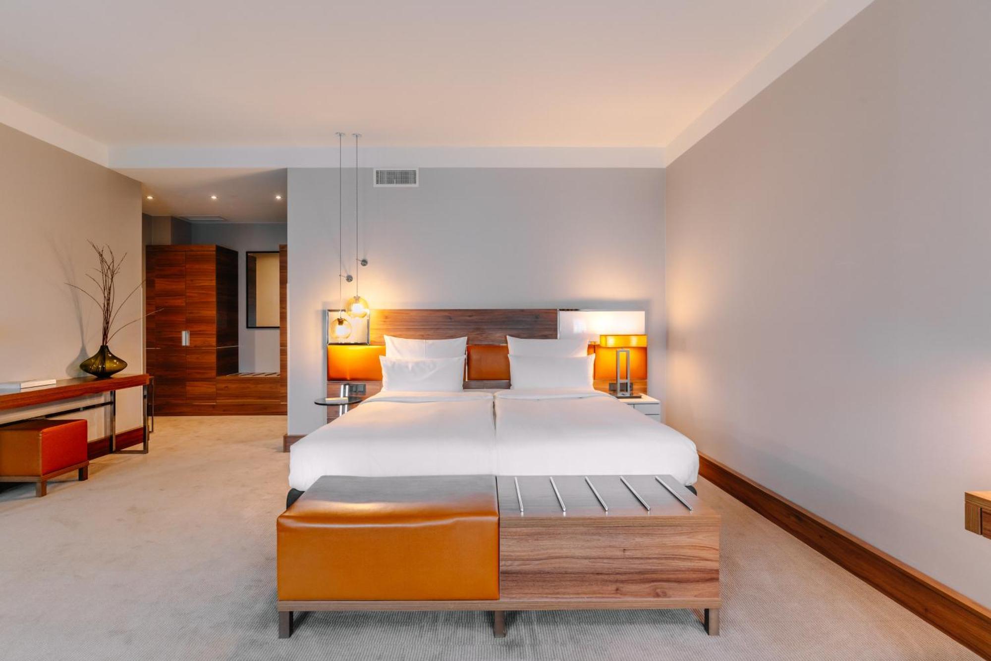 King Junior Suite
