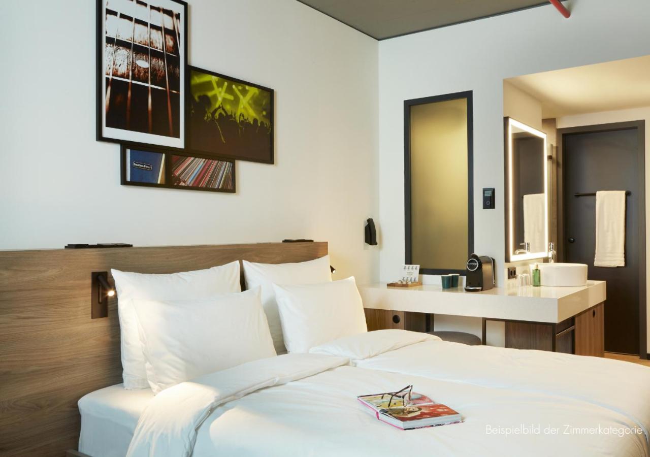 Standard Zimmer mit Kingsize-Bett