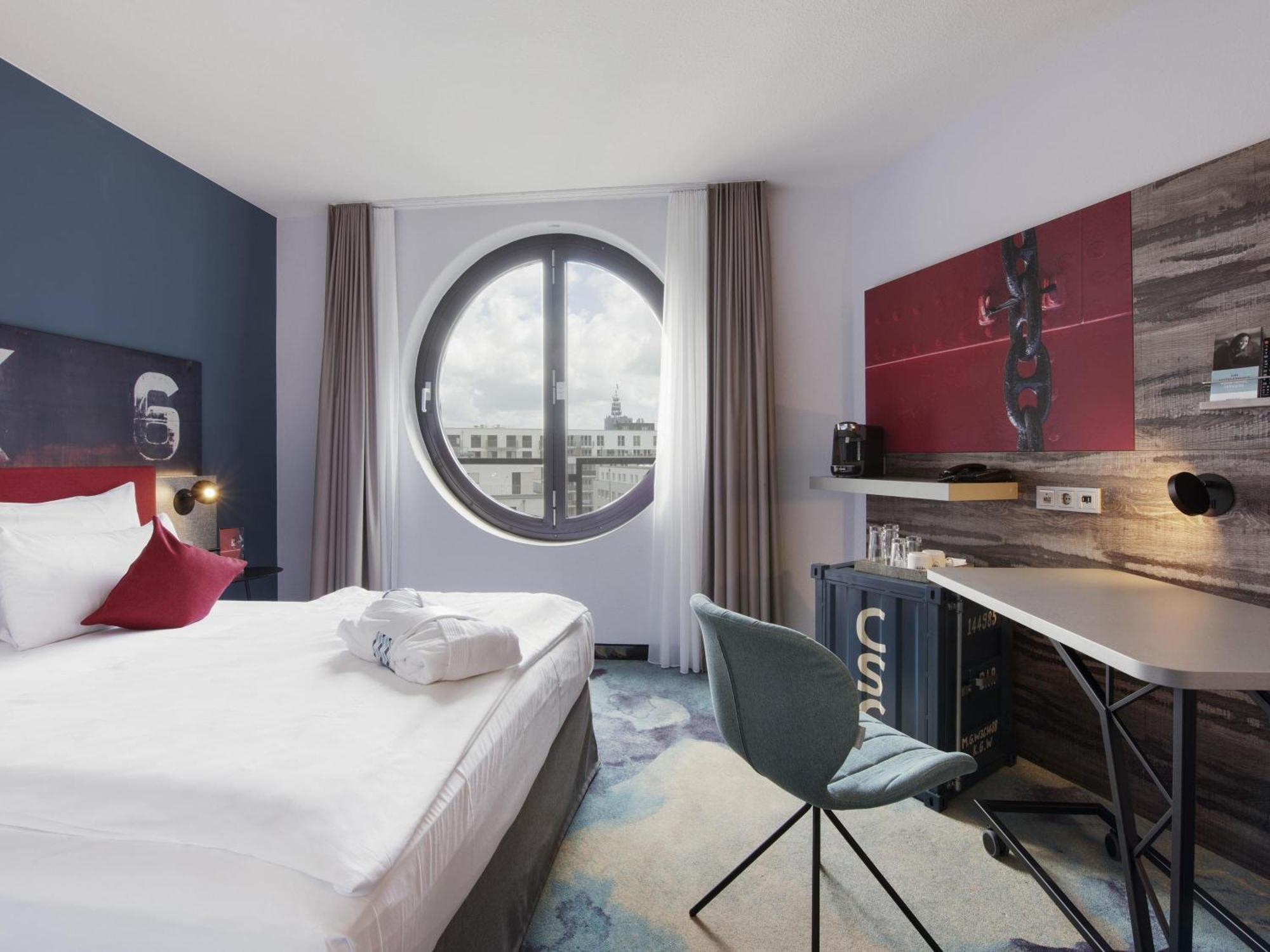 Superior Queen Room