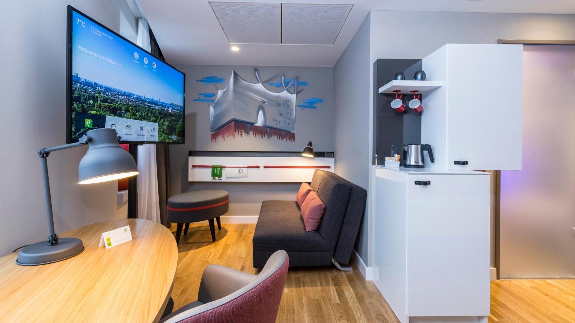 Standard King Room Sofa Bed