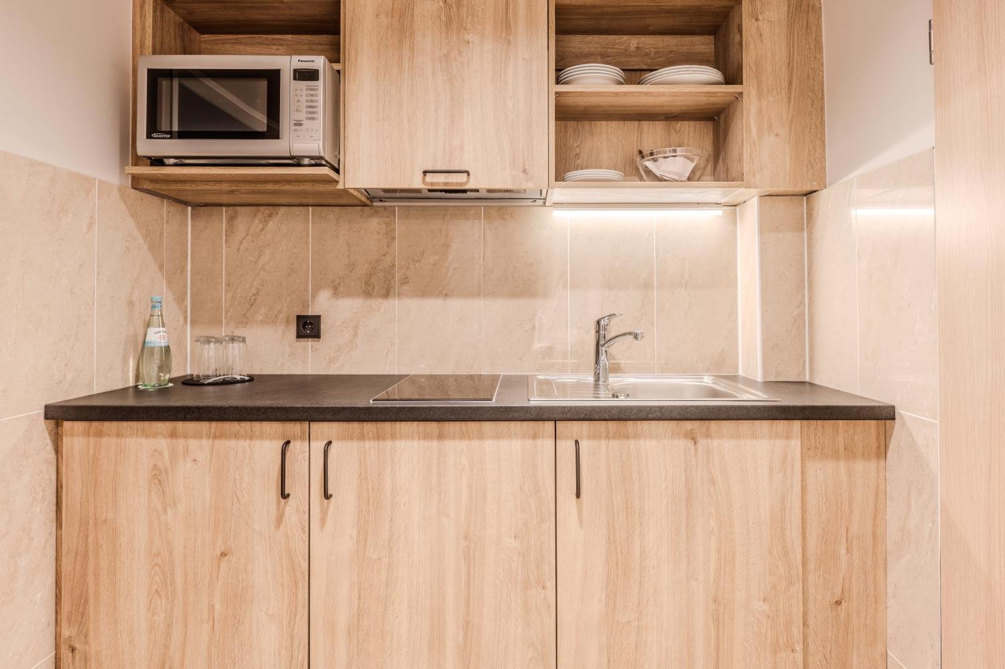 Superior Double Room Kitchenette