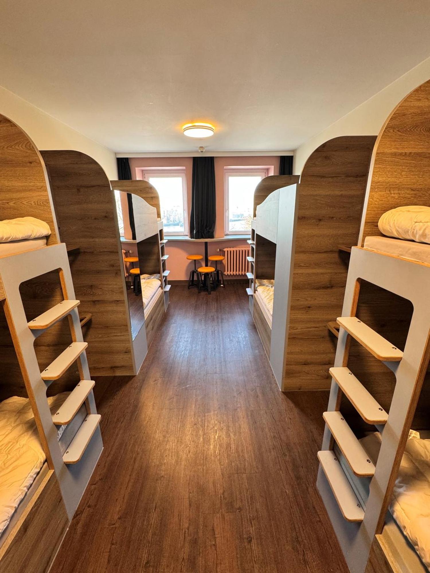 Bed 8-Bed Mixed Dormitory Room only guests 18