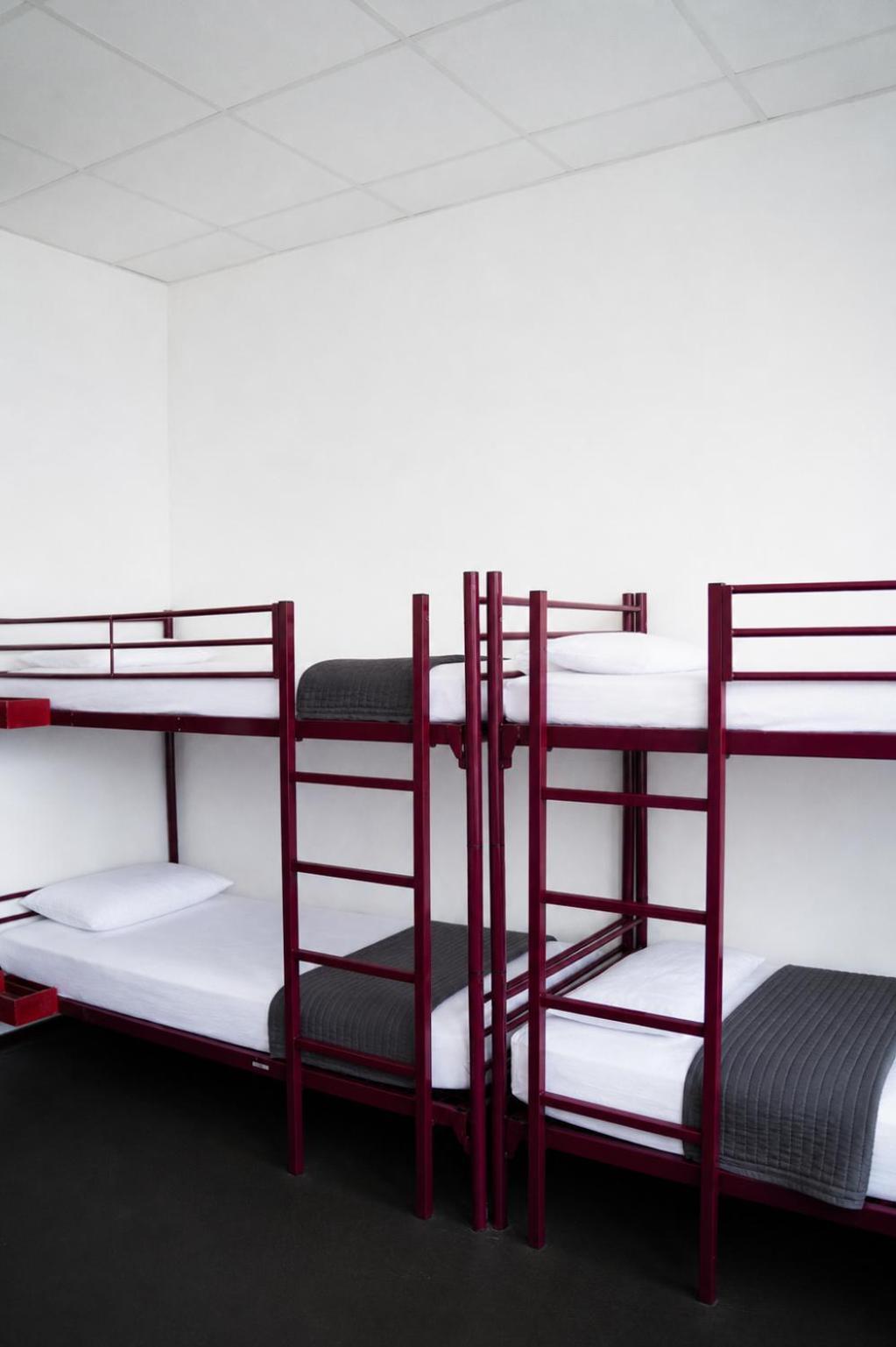 Vierbettzimmer mit eigenem Bad