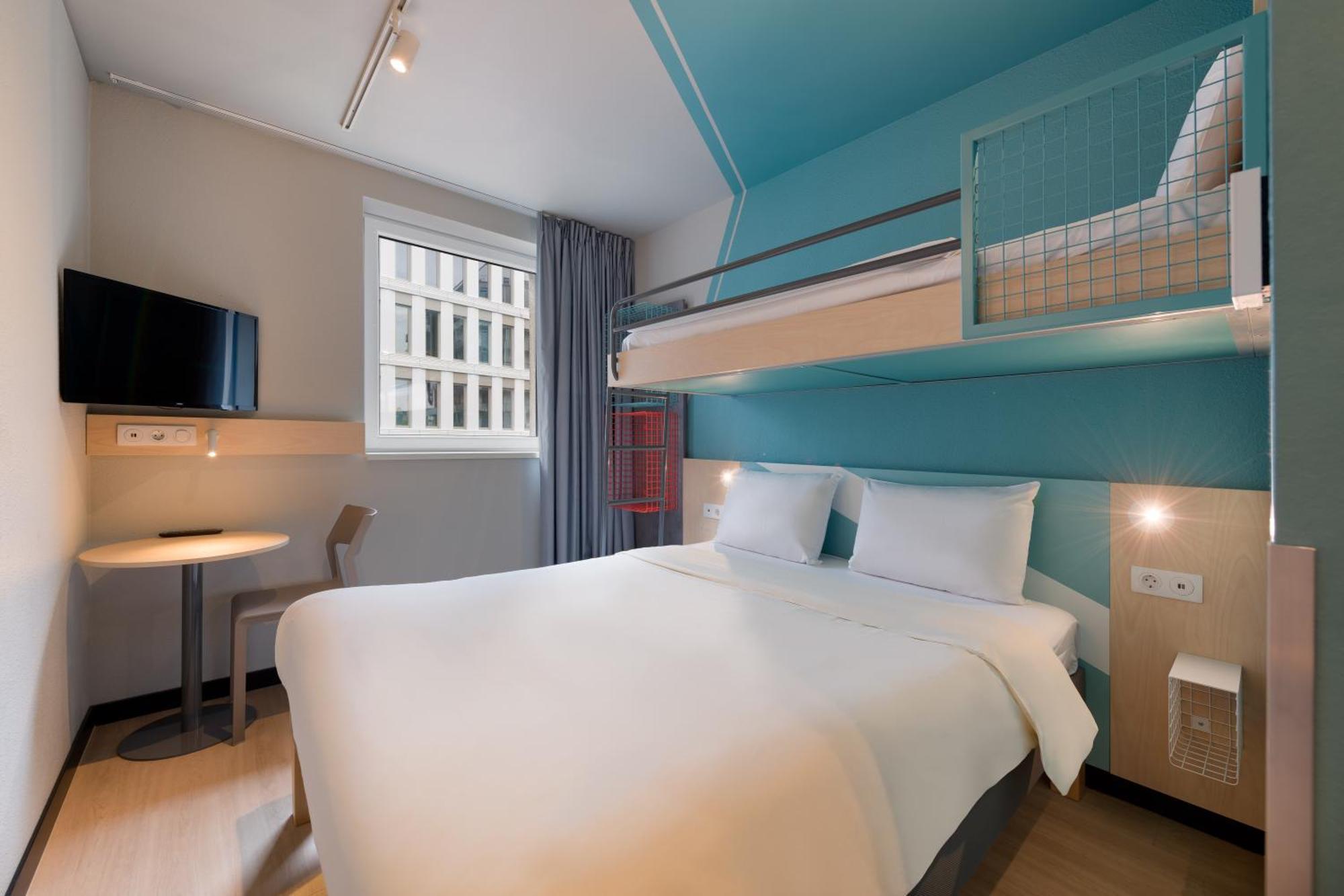 Small triple room a double bed a bunk bed