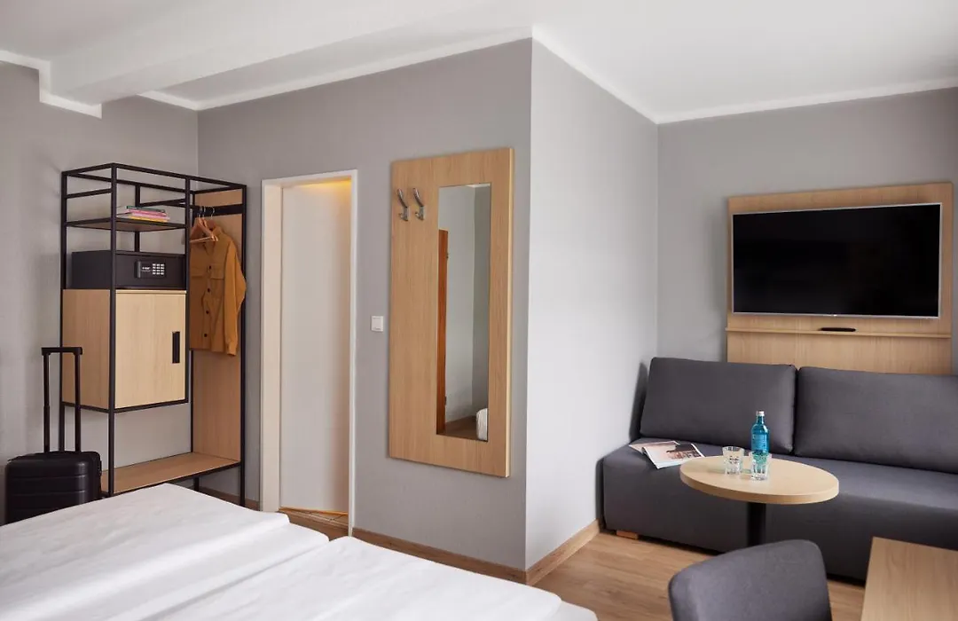 Hotel Central Hamburg-1