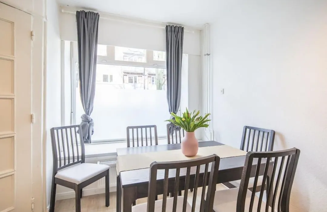 Schickes zwei Zimmer Apartment in Hamburg Barmbek-1