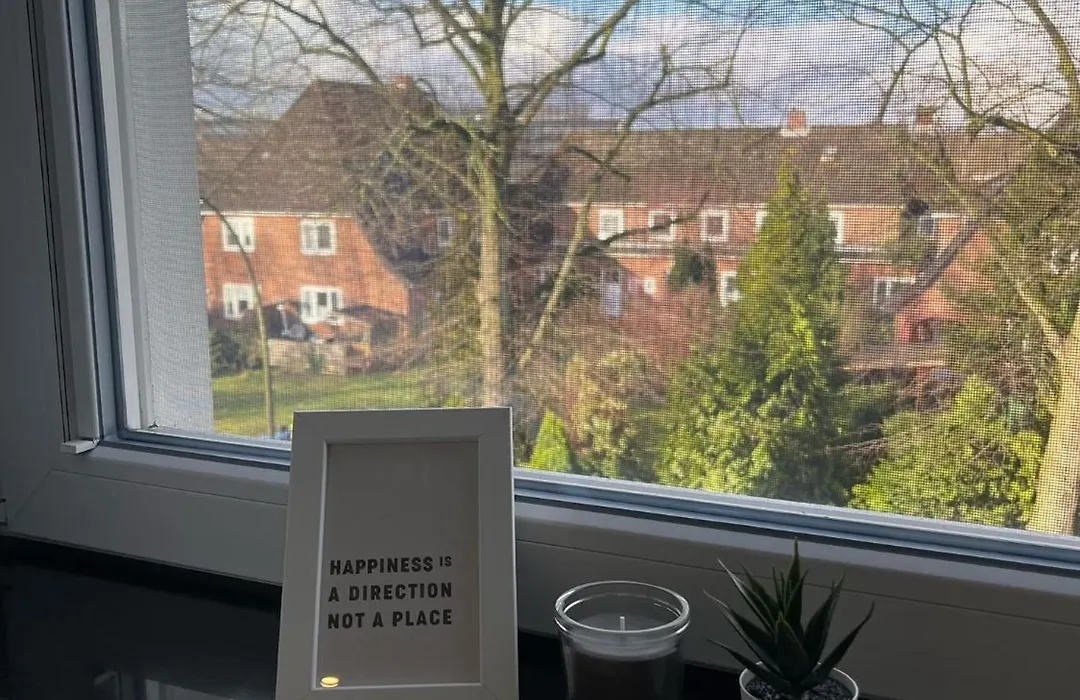 InselSuites FinkenNest Airbus Finkenkwerder 125 m2 Kamin-1