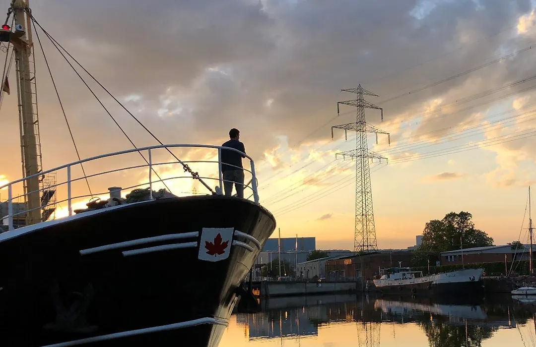 Schiffshotel Schlafen im Hafen-1