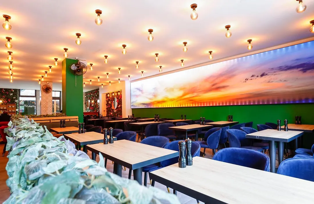 Hamburg Room-1