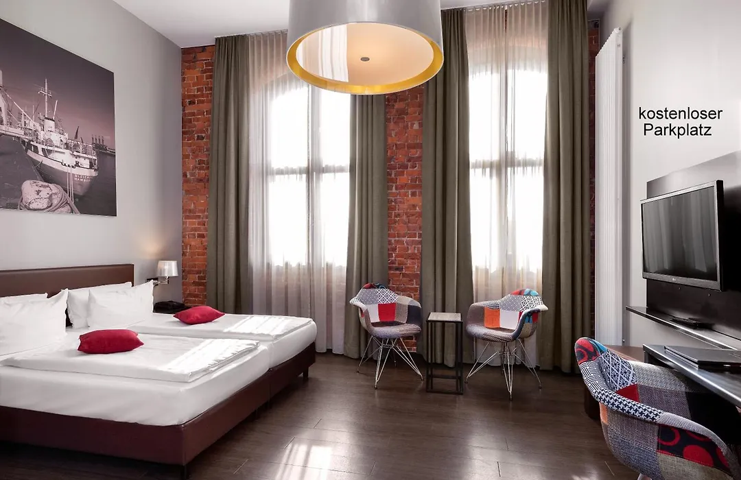 Hotel Volksschule-1