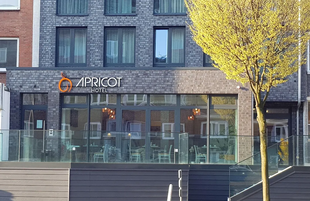 Apricot Hotel-1