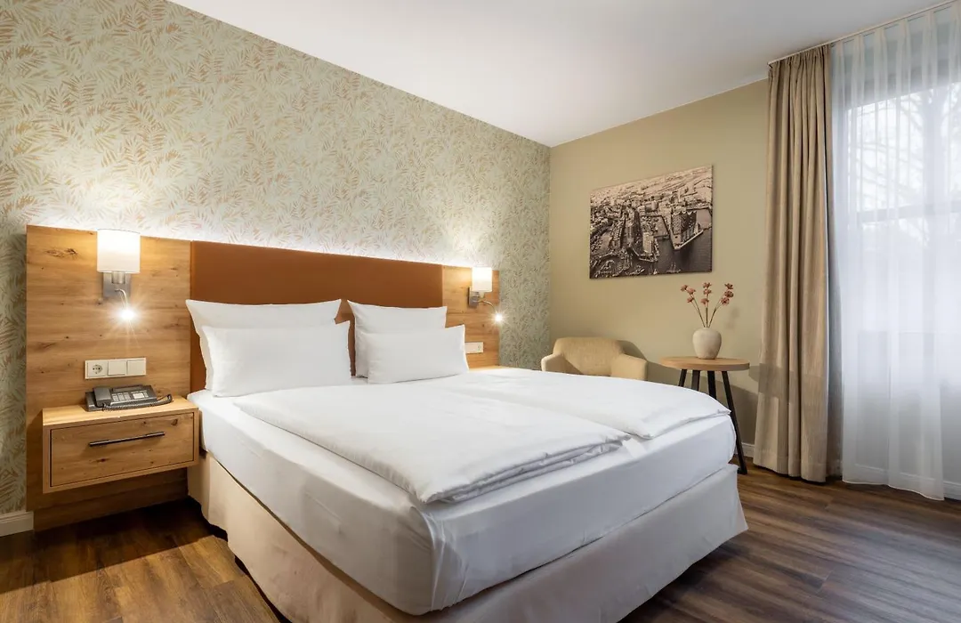 Hotel Engel-1