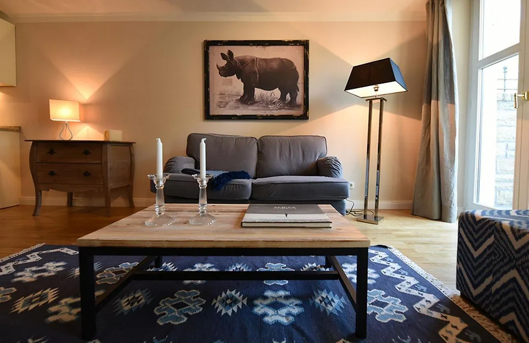 Apartment an der Alster - mit Parkplatz-1