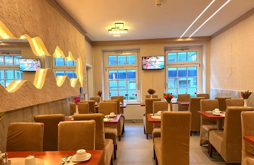 Hotel Condor-1