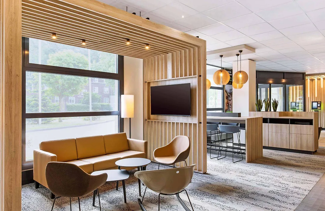 B&B Hotel Hamburg-Airport-1
