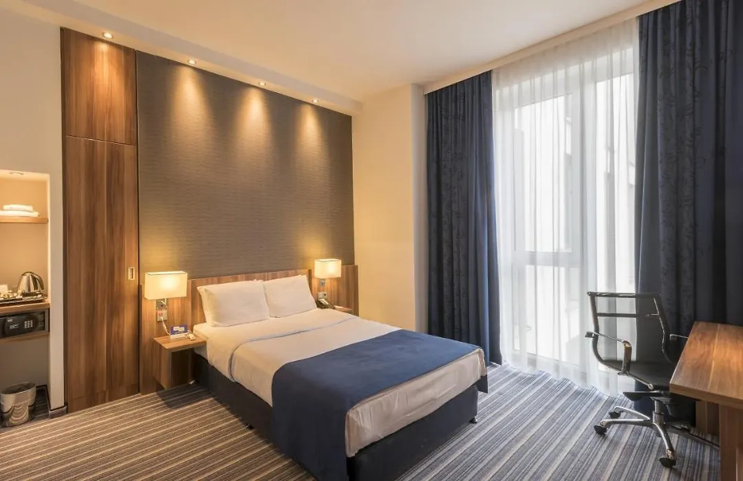 Holiday Inn Express Hamburg - St. Pauli-Messe-1