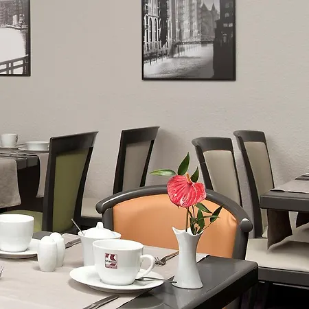 City Hotel Hamburg Mitte-2