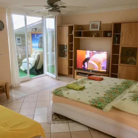 Beach&Lake Apartment Studio 55 M²-2