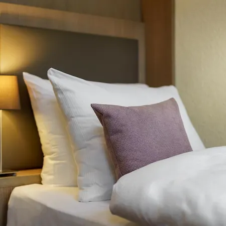 Novum Hotel Alster Hamburg St. Georg-2