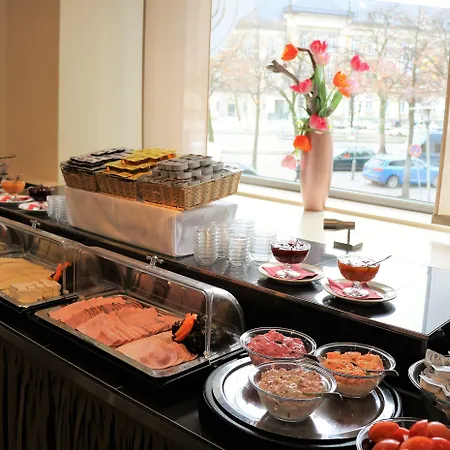 Garner Hotel Hamburg - Graf Moltke By Ihg-3