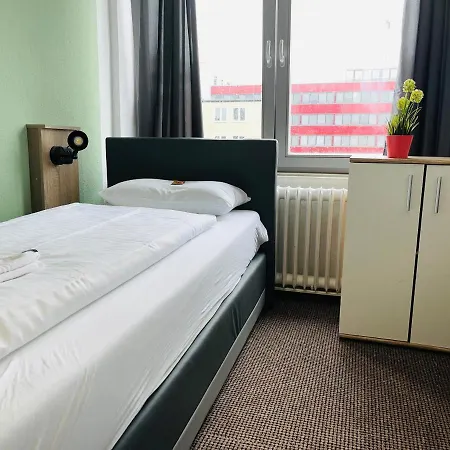Hostel City Sued-3