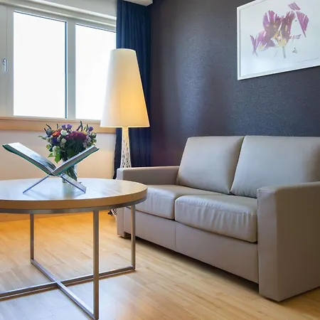Radisson Blu Hotel, Hamburg-2