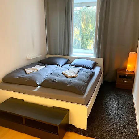 Schöne 2 Zimmer Wohnung im Zentrum Hamburgs-2