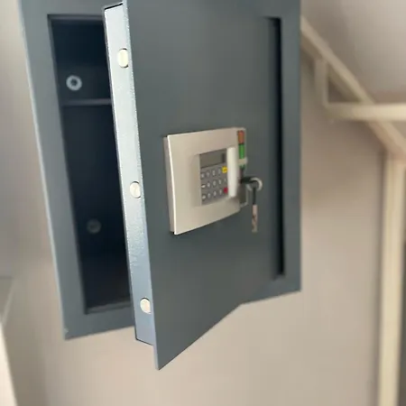 InselSuites FinkenNest Airbus Finkenkwerder 125 m2 Kamin-3