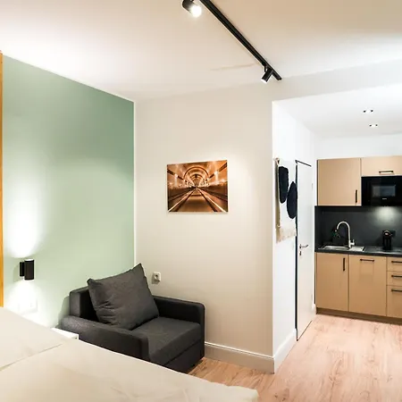 Homaris Apartments Hamburg Altona-3