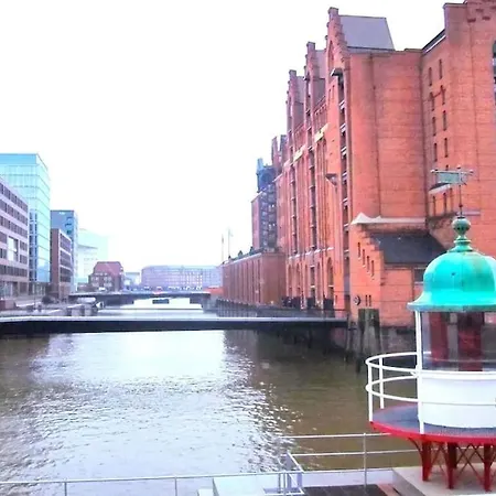Luxury Loft Apartment Hamburg Downtown Hafencity-3