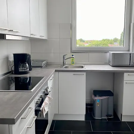 Zentrale 2 Zimmer Wohnung-3