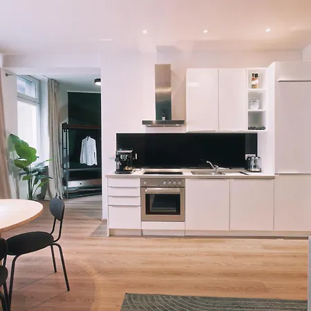 Waterfront Riverside Premium Suites By Ory Living-2