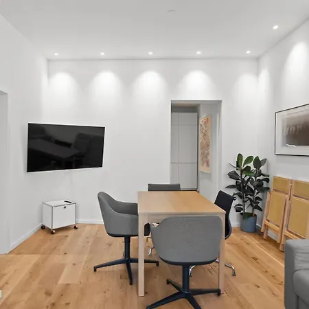 Jungfernstieg Family&Business Apartment-2