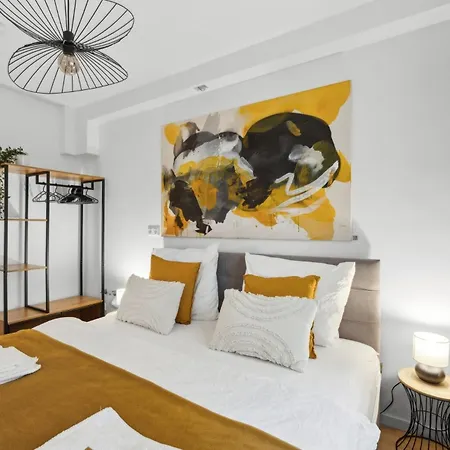 Stylisches 2-Zimmer Ambient Apartment in Alsternähe mit Kingsize-Bett&Schlafsofa-3