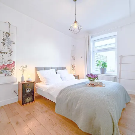 Stilvolle Altbauwohnung in Ottensen - ruhig und zentral-3