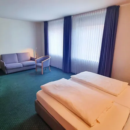 Hotel Panorama Hamburg-Harburg-3