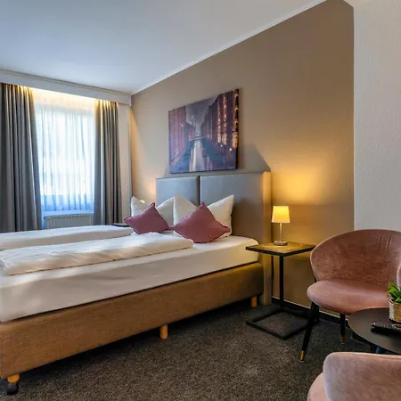 Auto-Parkhotel Hamburg St Pauli-2