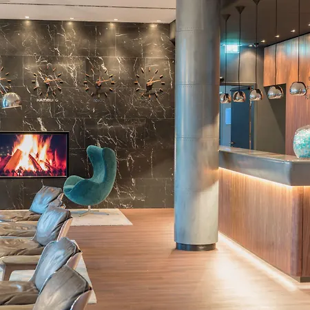 Motel One Hamburg Airport-3