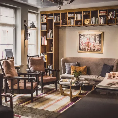 HENRI Hotel Hamburg-3