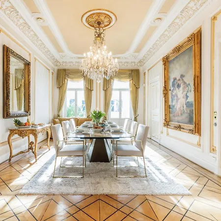 Soiree Villa Near Alster With Garden And Party Room-3