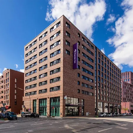 Premier Inn Hamburg City Hammerbrook-2