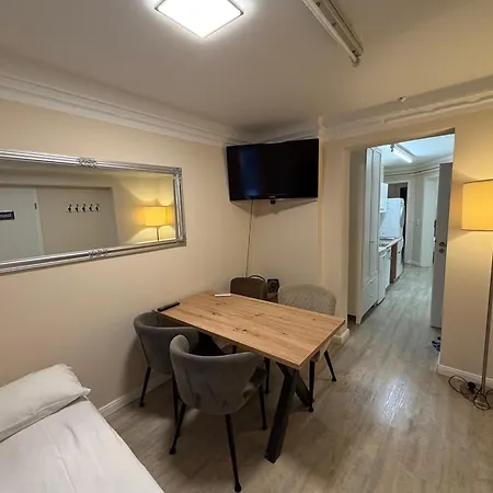 Reeperbahn Apartments-3