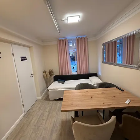 Reeperbahn Apartments-3