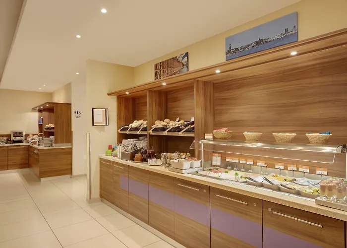 Premier Inn Hamburg City Alster, Deutschland