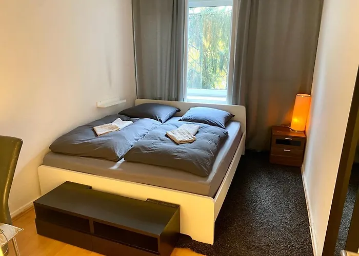Schoene 2 Zimmer Wohnung Im Zentrum s
