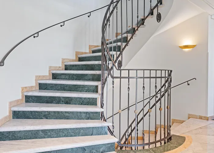CLS Moderne City-Wohnung Hamburg Tiefgarage